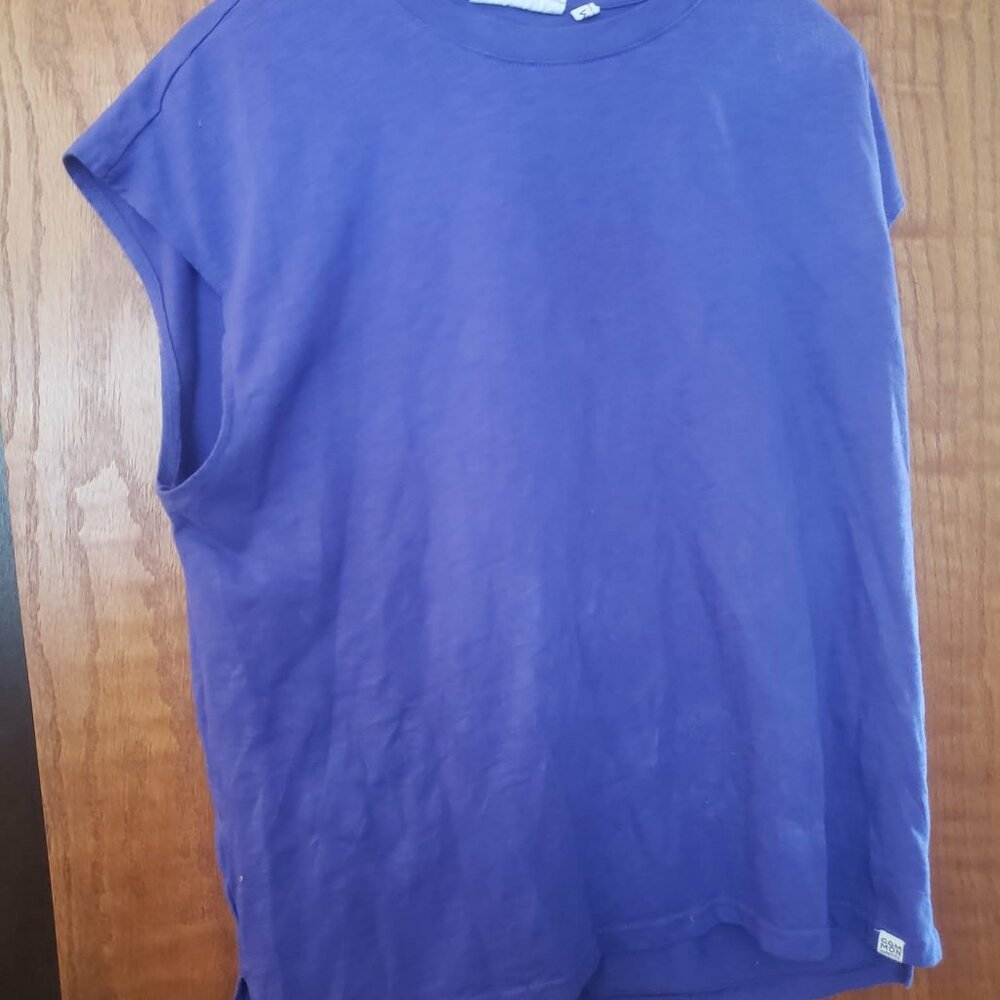 Common Identity Purple Sleeveless Tee – Size M – Minimalist Basic